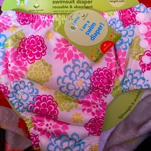 Brand New- Swim Diaper 🤩